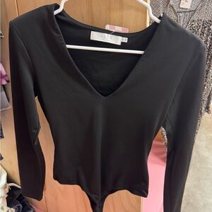 ASTR Women's Black V-Neck body suit